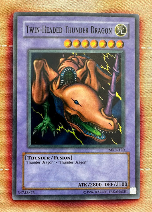 2002 MRD-METAL RAIDERS | SUPER RARE #MRD-065 TWIN-HEADED THUNDER DRAGON SLIGHT FADE